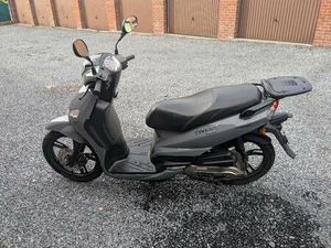 ② VEND SCOOTER GRIS PEUGEOT