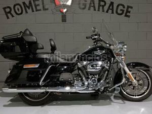 HARLEY DAVIDSON - ROAD KING CLASSIC