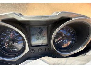 KAWASAKI - J 300 CON ABS