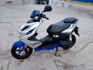 YAMAHA - AEROX 50R 2 TIEMPOS