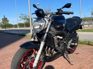YAMAHA - FZ6