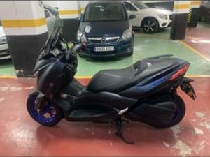 YAMAHA - XMAX 300