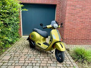 VESPA GTS 300 SUPERSPORT