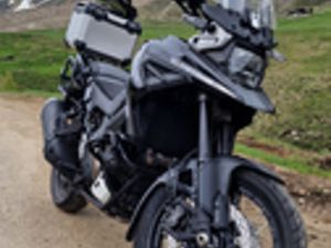 SUZUKI VSTROM 1050