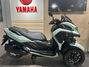 YAMAHA TRICITY 300 *SERVICE + REIFEN NEU*