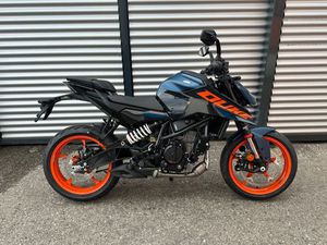 KTM 125 DUKE / SERVICE NEU !! /