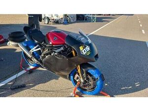 ② SPEED TRIPLE 1200 RR PISTE/ROUTE