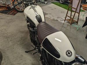 TRIUMPH THRUXTON 900 RIO DE MOURO