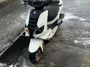 SPEED FIGHT 4 4T 50CC 2017 — SCOOTERS | PEUGEOT — MARKTPLAATS