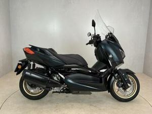 YAMAHA X MAX 300 ABS TECH (BJ 2023) — MOTOREN | YAMAHA — MARKTPLAATS
