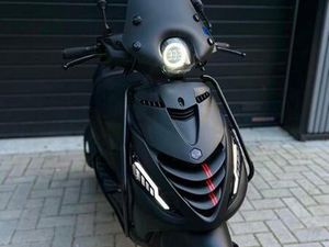 ② PIAGGIO ZIP FULL OPTION