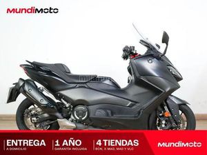 YAMAHA - TMAX