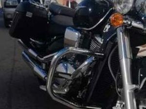 SUZUKI - INTRUDER C 800