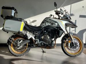 QJ MOTOR SRT 700X TRAIL