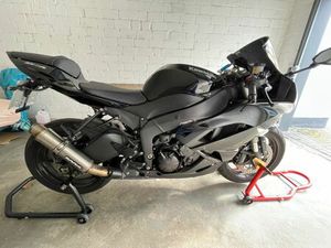 KAWASAKI NINJA ZX-6R