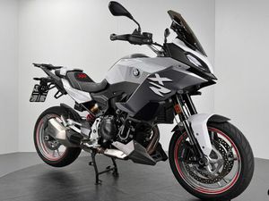 BMW F900 XR *TOP-ZUSTAND *VIEL AUSSTATTUNG