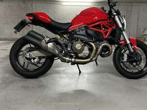 DUCATI MONSTER 821 ROT