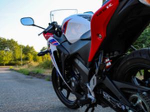 HONDA CBR125R