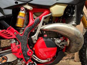 BETA RR 300 ENDURO NERO