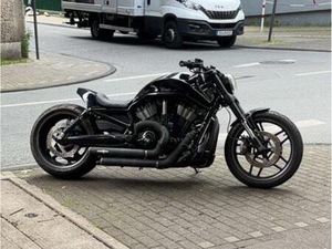 HARLEY DAVIDSON NIGHT ROD