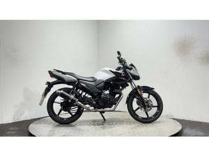 YAMAHA YS125 2019 24K WARRANTY 125 CC COMMUTER BIKE SPORTS EXHAUST 125 CC