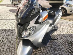 BURGMAN 650 CC, 2004 OLIVAIS