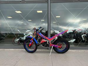 VENDO BETAMOTOR EVO 300 2T FACTORY (2025) USATA A ZANE' (CODICE 9885583) - MOTO.IT