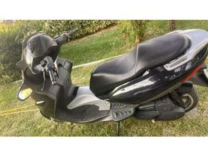 VENDO MALAGUTI MADISON 125 4T USATA A SAN DEMETRIO CORONE (CODICE 9885169) - MOTO.IT