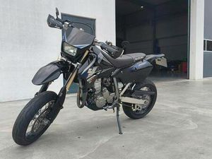 ② SUZUKI DR-Z400SM