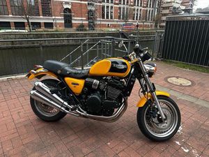 THUNDERBIRD SPORT MOTORRAD