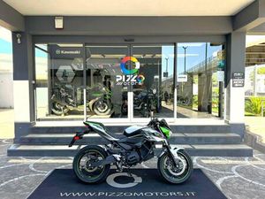VENDO KAWASAKI Z E-1 (2024 - 25) USATA A CASORIA (CODICE 9885427) - MOTO.IT