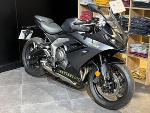 2024 TRIUMPH DAYTONA 660 IN SATIN GRAPHITE WITH LOW MILES.