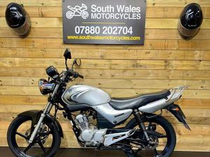YAMAHA YBR 125 / 2009 MODEL / JUST 12K MILES