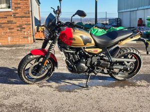 ROYAL ENFIELD GUERRILLA 450