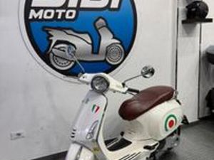 PIAGGIO VESPA 125 PRIMAVERA