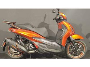 VENDO PIAGGIO BEVERLY 300 ABS-ASR (2021 - 25) USATA A CASSANO D'ADDA (CODICE 9886241) - MOTO.IT