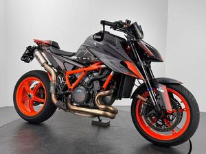 KTM 1290 SUPER DUKE R EVO *NEUWERTIG *SPARK *TECH