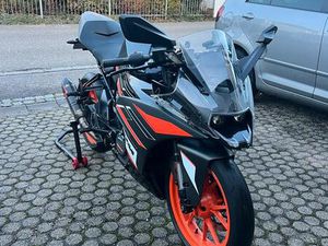 KTM RC 125 (2020)