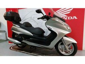 VENDO YAMAHA MAJESTY 400 (2004 - 08) USATA A PEDEROBBA (CODICE 9886017) - MOTO.IT