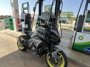 YAMAHA MT-10 NIGHT FLUO LAGOA E CARVOEIRO
