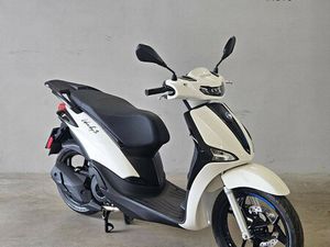 PIAGGIO LIBERTY 125 BIANCO LUNA