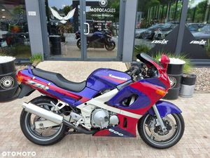 KAWASAKI ZZR