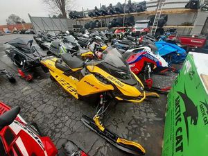 2024 SKI-DOO MXZ® ADRENALINE® ROTAX® 600R E-TEC 129 RIPSAW 1.25 YELLOW