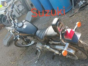 SUZUKI 650 LS SAVAGE