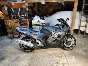 SUZUKI RF600R 600 CCM 1995R ALEKSANDRIA