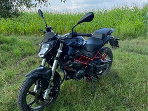 MOTOCYKL BENELLI BN 125 NADOLICE MALE