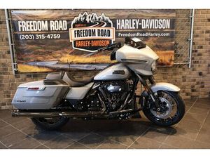 2023 CVO™ STREET GLIDE® (FLHXSE)