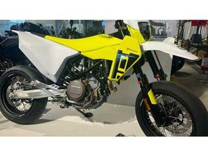 VENDO HUSQVARNA 701 SUPERMOTO (2026) NUOVA A ROVIGO (CODICE 9885531) - MOTO.IT