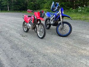DIRT BIKE