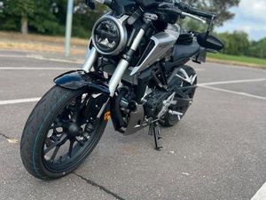 HONDA CB 125R ZU VERKAUFEN